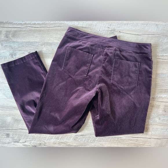 NWT Eileen Fisher Eggplant Casis Straight Jean Size Lg - Picture 6 of 8